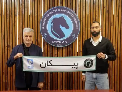 یک استقلالی به پیکان پیوست