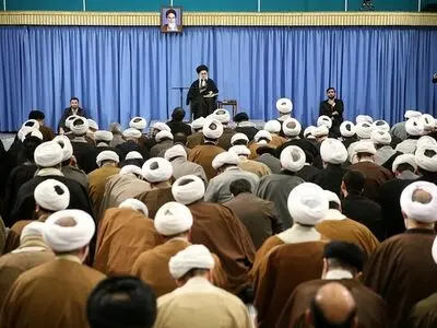 حادثه بی‌نظیر ۹دی و قدرت فکری مردم، از نمونه‌های قدرت نظام است