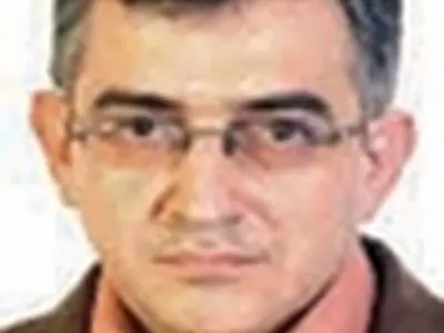 کاهش رتبه اعتباری فرانسه فشار بر سوسیالیست‌ها را تشدید می‌کند