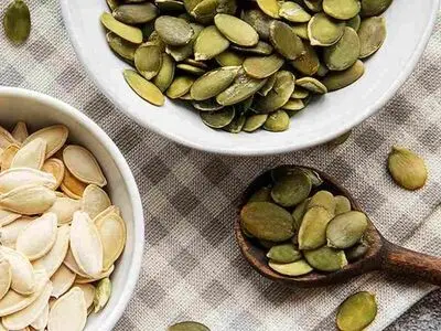 تخمه کدو؛ خوراکی کوچکی که می‌تواند رژیم شما را غافلگیر کند