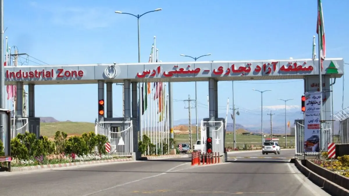 پیشنهاد ایجاد منطقه آزاد مشترک با آذربایجان را دادیم
