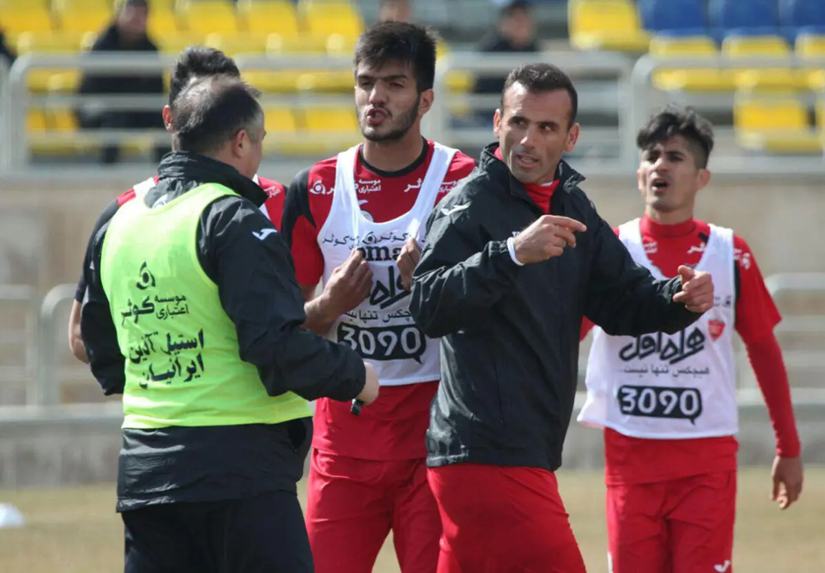 درخواست رسمی باشگاه نفت برای جذب مدافع پرسپولیس (نامه)