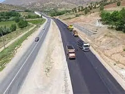 بیش از ۱۷۵ میلیارد تومان برای جاده‌های روستایی دلفان هزینه شده است