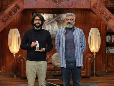 فیلمنامه‌نویس «ماجرای نیمروز» به کتاب باز می‌رود