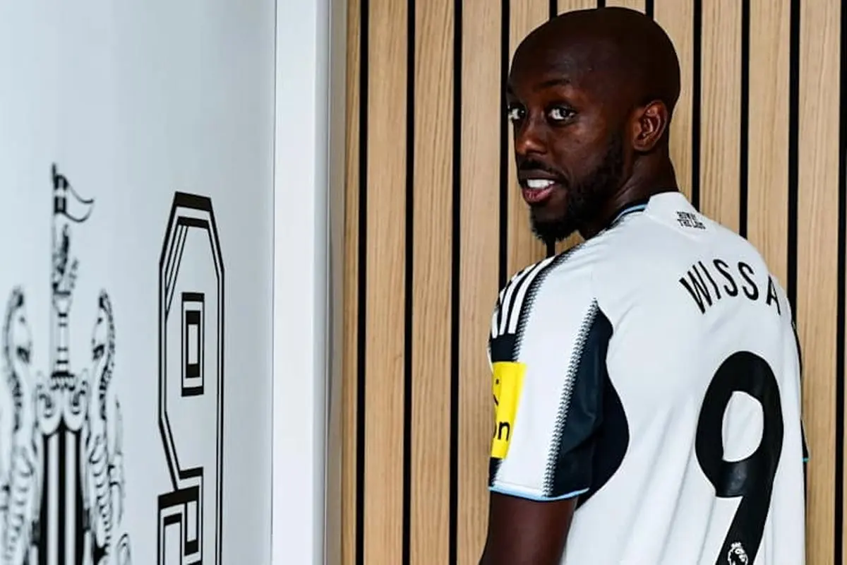 راز عجیب ستاره کنگو: زنده ماندن بعد از اسیدپاشی دوست دخترش!