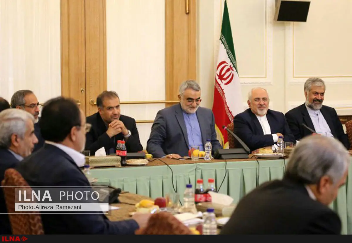 نشست مشترک ظریف با رئیس و اعضای کمیسیون امنیت ملی مجلس