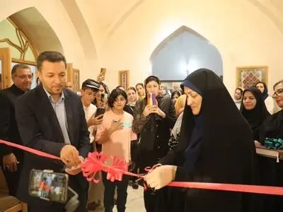 نمایشگاه تکه‌دوزی‌های مادربزرگ در اردبیل افتتاح شد
