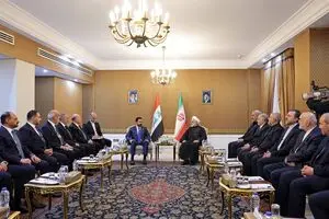 ایران هیچ دشمنی و خصومتی با همسایگان خود ندارد