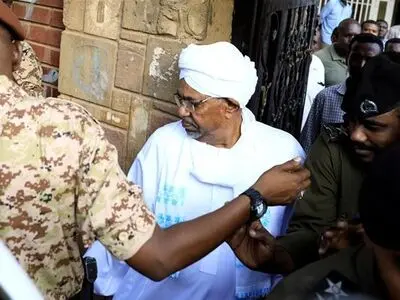Scepticism as Sudan moves to put Omar al-Bashir on trial