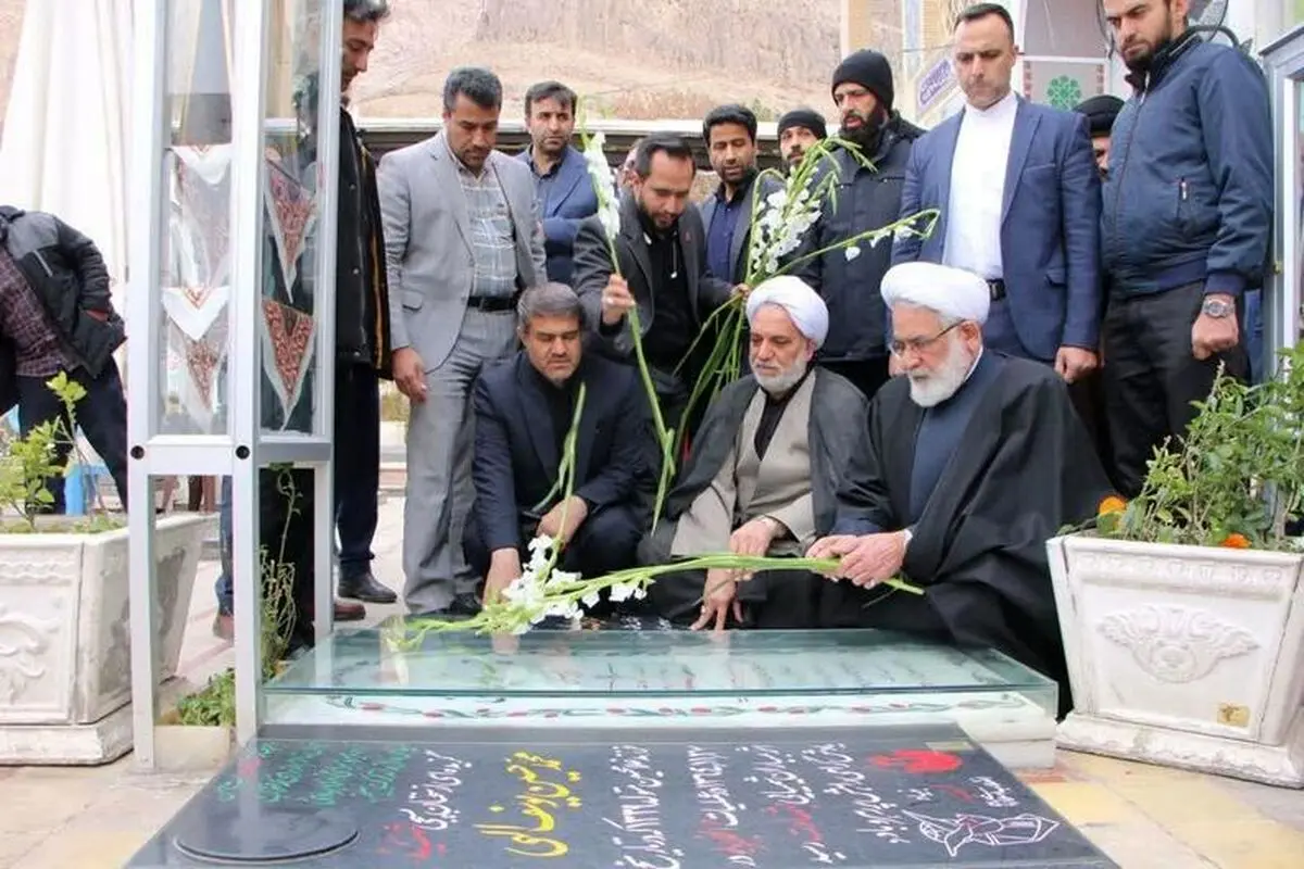 ادای احترام رئیس دیوان عالی کشور به مقام شامخ شهید سلیمانی و شهدای حادثه تروریستی کرمان