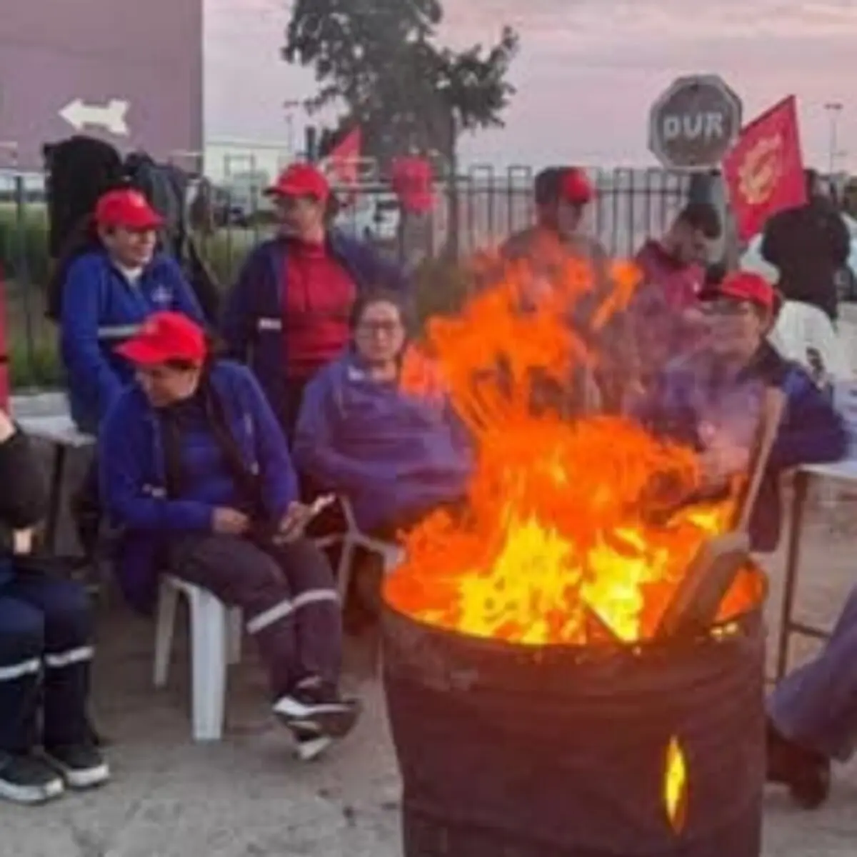 اعتراض WFTU به اخراج گسترده کارگران نوشابه‌سازی قبرس