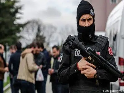 القبض على العشرات من الاکادیمیین فی اسطنبول 