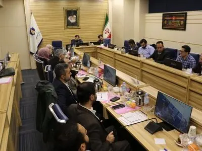 ارتباط زیادی بین نخبگان ایرانی و بین‌المللی وجود ندارد 