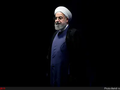 همه احزاب باید از حقوق مساوی برخوردار باشند
