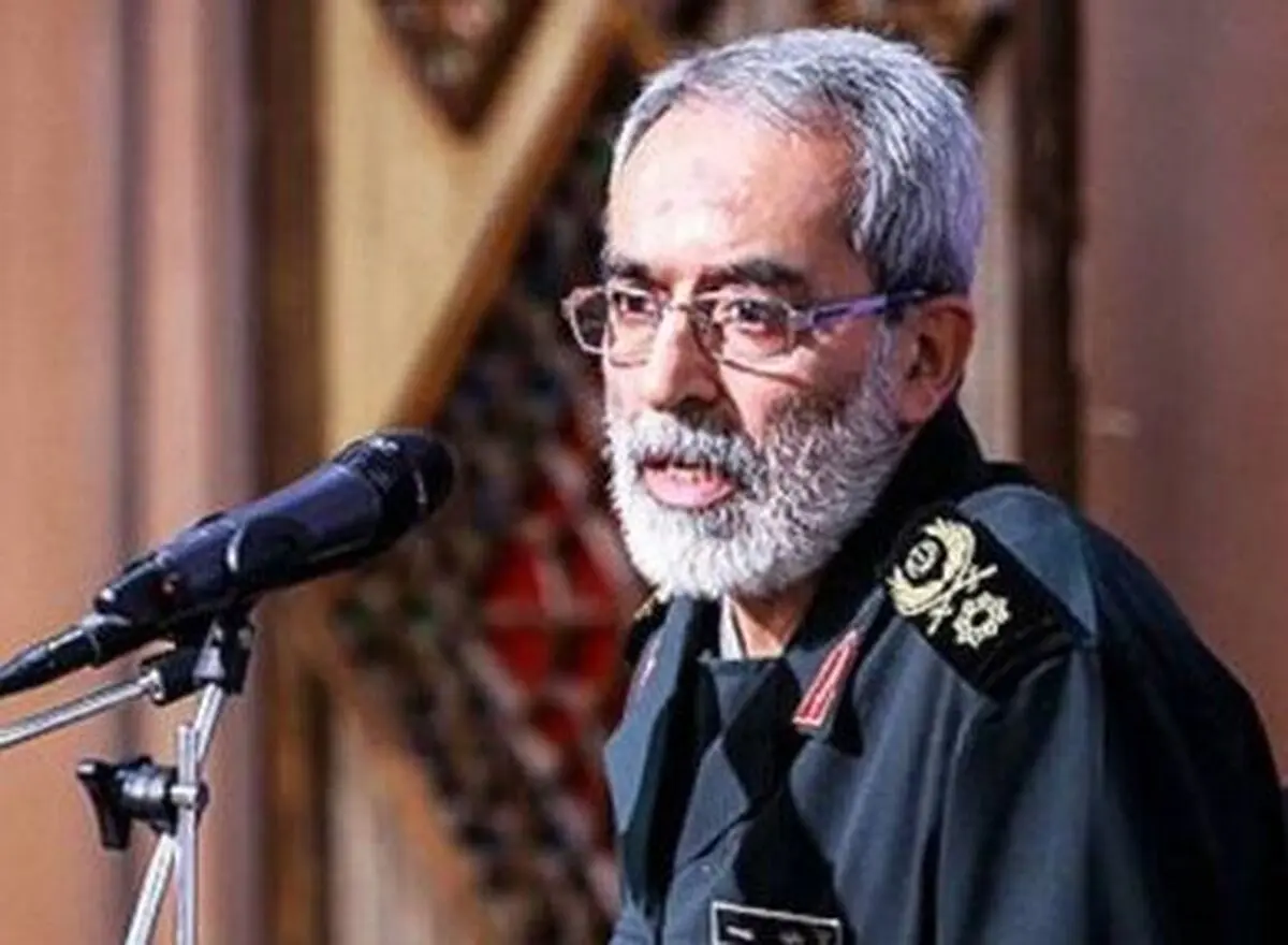 تنها جایی که زنان ما در آن حضور ندارند، صحنه ابتذال است/ در آمریکا سالانه هزاران نفر بی‌گناه به دست پلیس کشته می‌شوند/ هیچ جا پلیس و بسیج، اجازه برخورد با اسلحه نداشتند