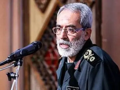 تنها جایی که زنان ما در آن حضور ندارند، صحنه ابتذال است/ در آمریکا سالانه هزاران نفر بی‌گناه به دست پلیس کشته می‌شوند/ هیچ جا پلیس و بسیج، اجازه برخورد با اسلحه نداشتند