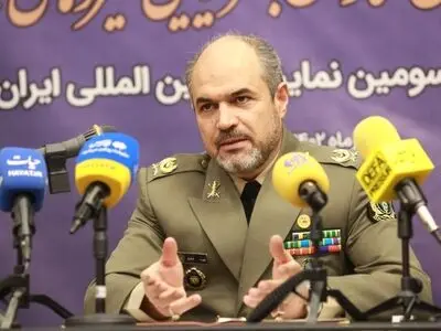 نائب وزیر الدفاع الإیراني: نرصد تحرکات أمیرکا في البحرین الأحمر والأبیض المتوسط
