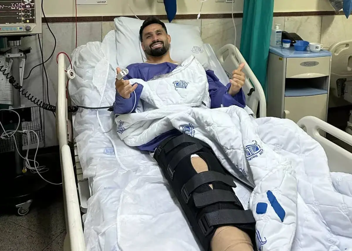 یک تراکتوری رباط پاره کرد و فصل را از دست داد