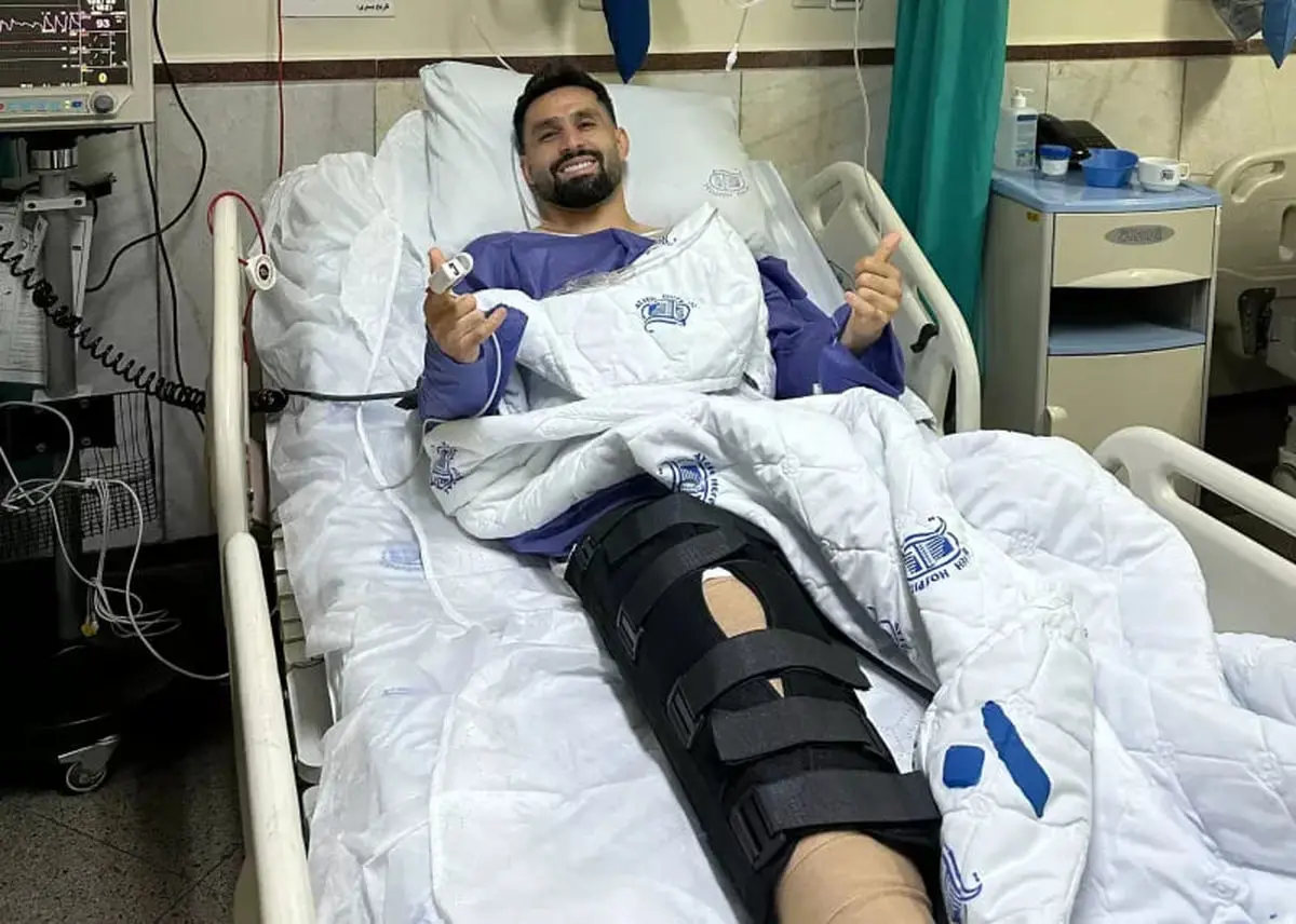 یک تراکتوری رباط پاره کرد و فصل را از دست داد