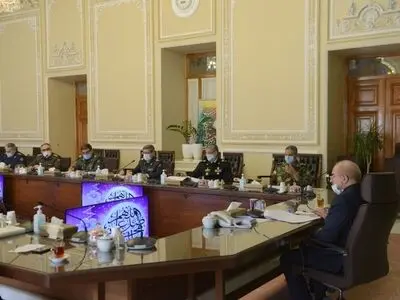 فرمانده کل ارتش با رئیس مجلس شورای اسلامی دیدار کرد
