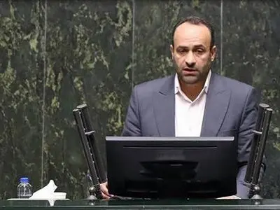 به جای گشتن دنبال نمایندگان برای تغییر نظرشان درباره استیضاح ، سیاست‌های خودتان را ارائه دهید