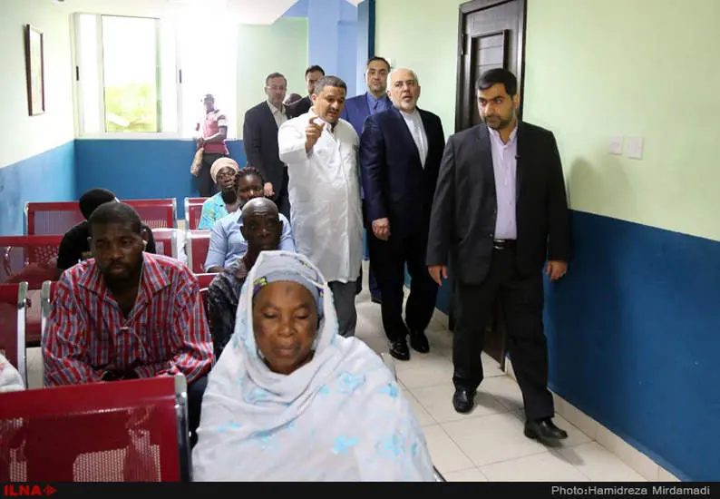 بازدید وزیر امورخارجه کشورمان از مرکز جمعیت سلامت هلال احمر در غنا