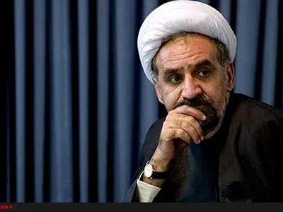 برخی تریبون‌ها دست افرادی است که اطلاعات تاریخی ندارند/ شمشمیر دولبه شبیه سازی مذهبی با وضعیت اخیر