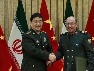 ایران والصین توقعان اتفاقیة للتعاون الدفاعی والعسکری