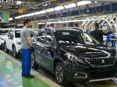 Iran’s private sector to suffer most from car import ban