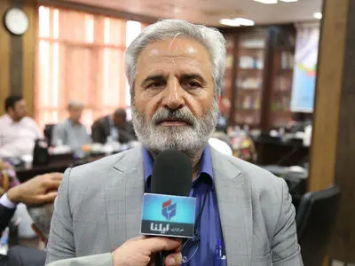 دولت قیمت «رجا» را به نرخ روز به تامین اجتماعی بپردازد/ مدیران وزارت کار سمت کارگران و بازنشستگان بایستند