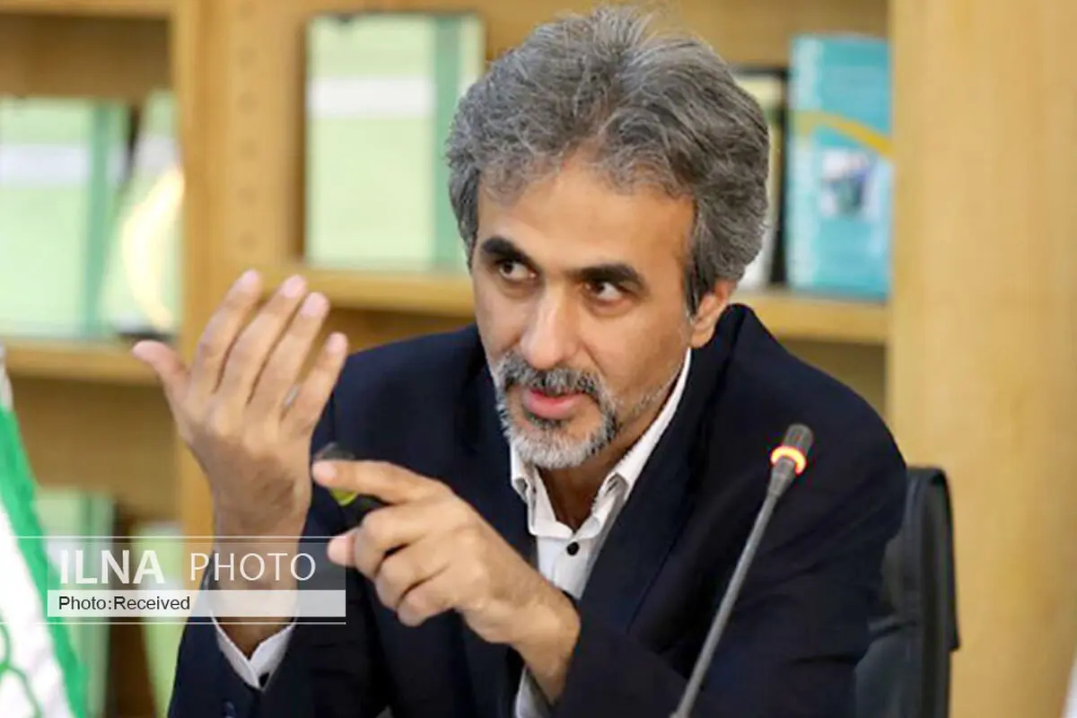به دنبال کاهش ۷۰ درصدی هزینه درمان هستیم/ به پزشکان اجازه دریافت خارج از عرف نمی‌دهیم/ برآوردی از هزینه‌های پیش‌رو نداریم/ بیمارانی که بیش از اندازه از خدمات درمانی استفاه می‌کنند، شناسایی می‌شوند