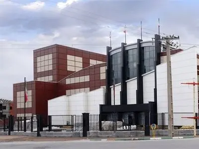 قول مساعد رئیس سازمان برنامهوبودجه برای تخصیص اعتبار به پروژه تالار مرکزی اراک