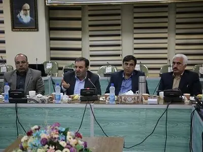 بهره‌گیری از نقش دانشگاه و دانشگاهیان در رفع چالش‌ها و مشکلات استان