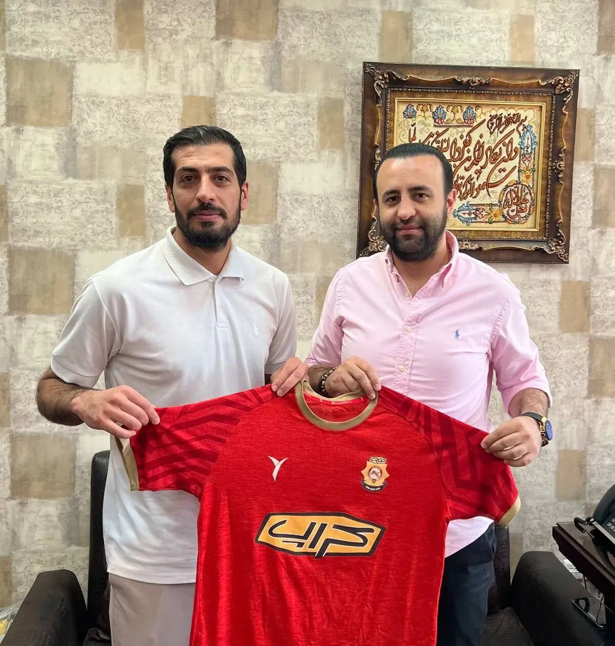 عالیقدر قراردادش را باشگاه کراپ الوند تمدید کرد