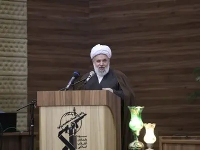 مساجد باید به پایگاه‌های انس با قرآن تبدیل شود