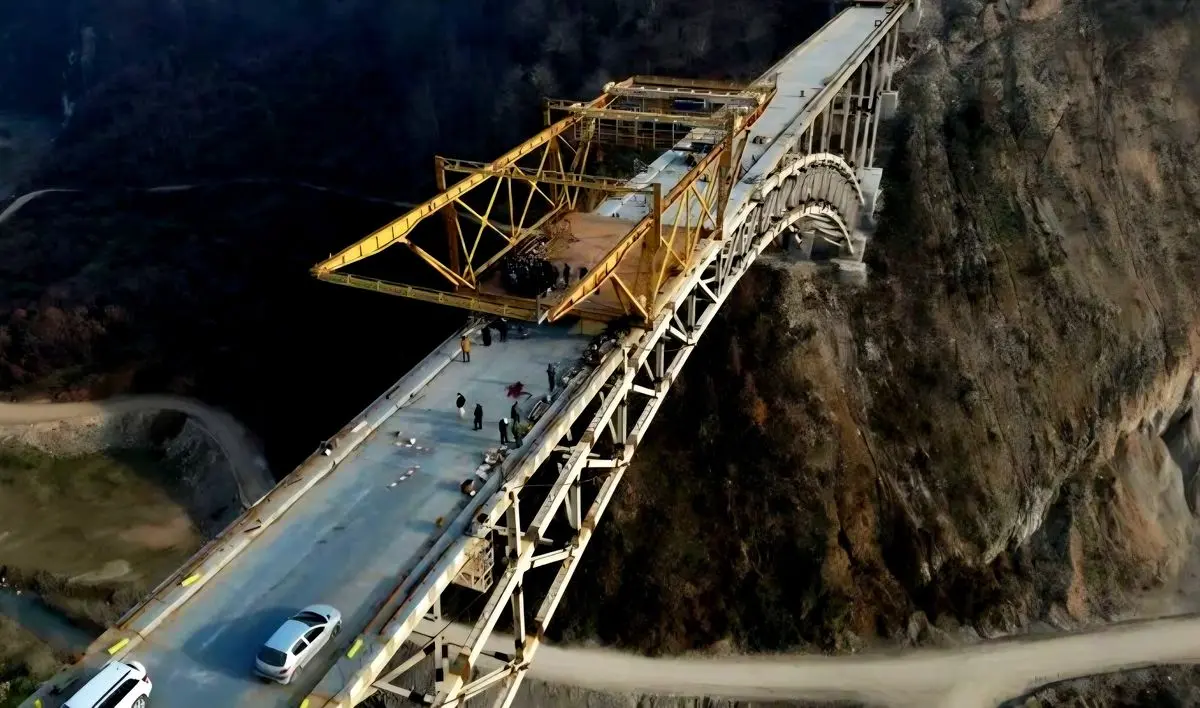 افتتاح پروژه‌های آب و برق مازندران؛ بهره‌برداری از پل بزرگ گلورد