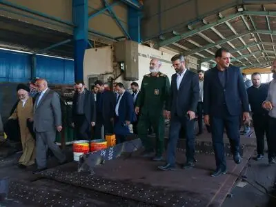 اتصال شرق به غرب خرمشهر با پل شهدای اروند