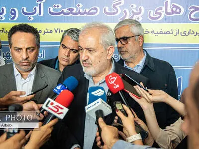 مذاکرات فنی برای دریافت حقابه هیرمند ادامه دارد/ مذاکره با ۴ کشور برای واردات آب 