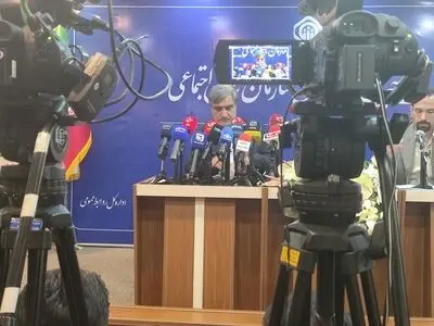 توضیحاتی در مورد مزایای مزدی بازنشستگان و زمان پرداخت معوقات/ دولت ۷۵۰ همت به تامین اجتماعی بدهکار است/۲۹۰ هزار متقاضی بیمه بیکاری در دوره جنگ