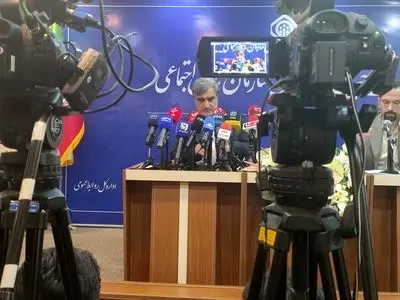 توضیحاتی در مورد مزایای مزدی بازنشستگان و زمان پرداخت معوقات/ دولت ۷۵۰ همت به تامین اجتماعی بدهکار است/۲۹۰ هزار متقاضی بیمه بیکاری در دوره جنگ