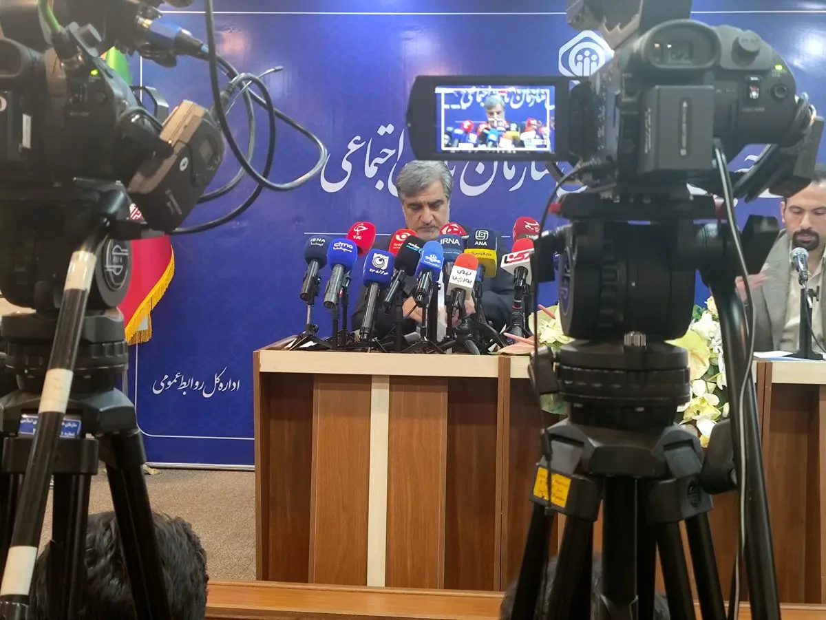 توضیحاتی در مورد مزایای مزدی بازنشستگان و زمان پرداخت معوقات/ دولت ۷۵۰ همت به تامین اجتماعی بدهکار است/۲۹۰ هزار متقاضی بیمه بیکاری در دوره جنگ
