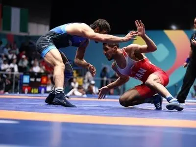 طلای بازی‌های همبستگی اسلامی بر گردن رحمان عموزاد 