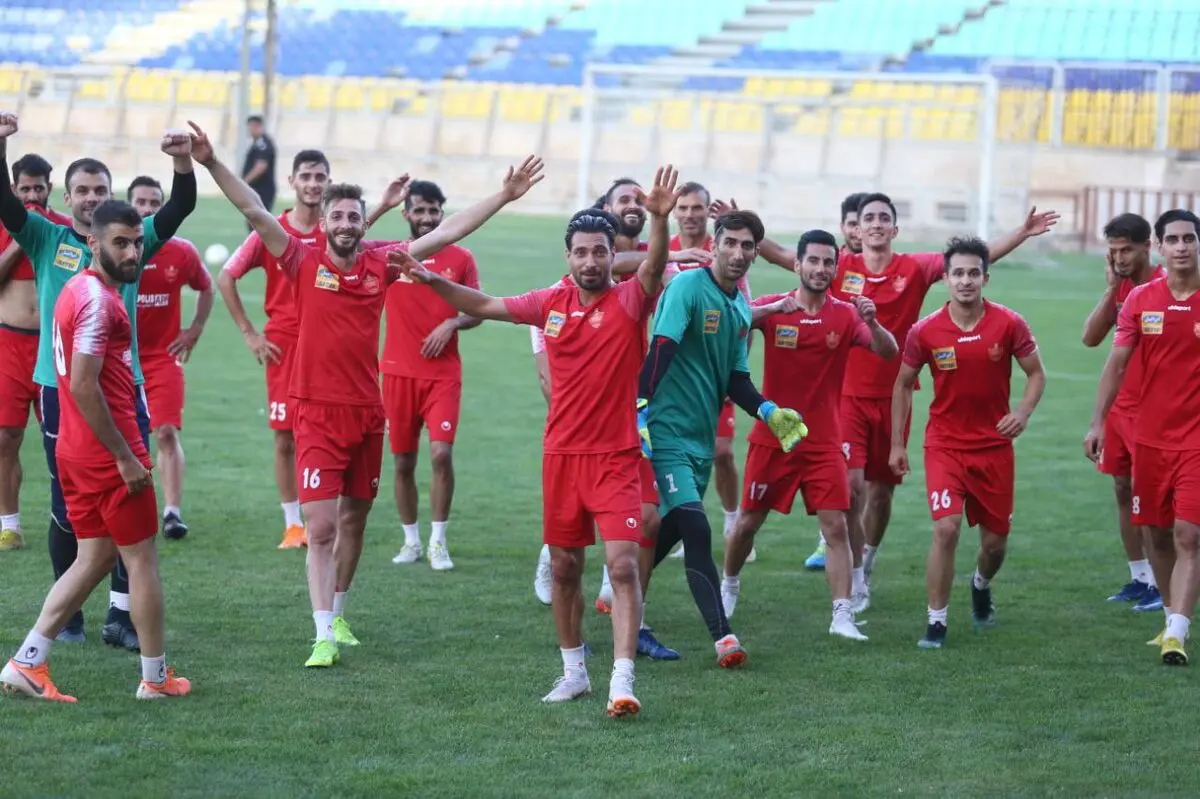 للمرة الرابعة توالیا .. برسبولیس بطلا للدوری الایرانی الممتاز