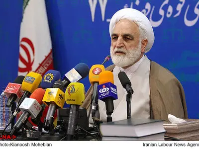 دستگیری هیات مدیره میزان/ بازداشت ۵ فعال حوادث سال ۸۸/ پرونده فروش فرودگاه قشم