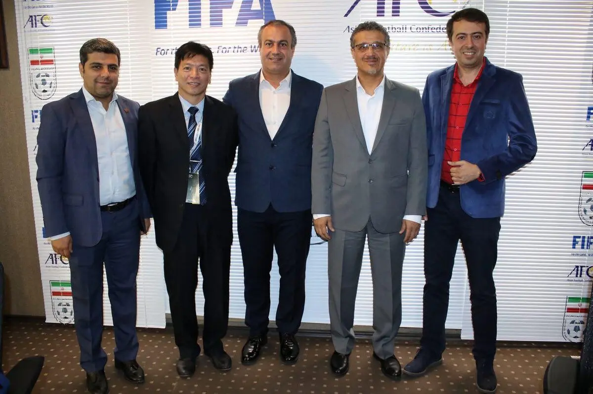 برگزاری نشست هماهنگی پرسپولیس و السد/ از پیراهن دو تیم رونمایی شد (عکس)