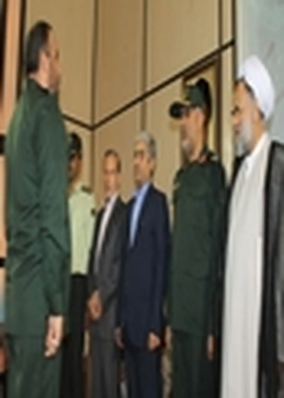 مراسم تودیع و معارفه فرمانده سپاه ناحیه شهرستان بهارستان برگزارشد