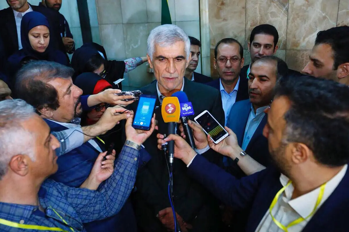 تا آخرین روز مهلت قانونی در شهرداری خواهم بود