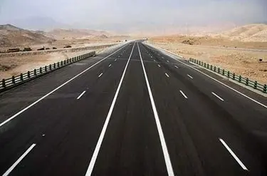 افتتاح آزاد راه شیراز - اصفهان تا سه ماه آینده/این پروژه ۱۳۰ کیلومتر فاصله شیراز -اصفهان را کوتاه‌تر می‌کند 