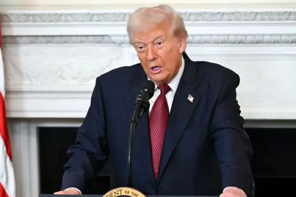 ترامب: نعمل على مشروع قانون یعاقب کل دولة تتعامل تجاریا مع روسیا