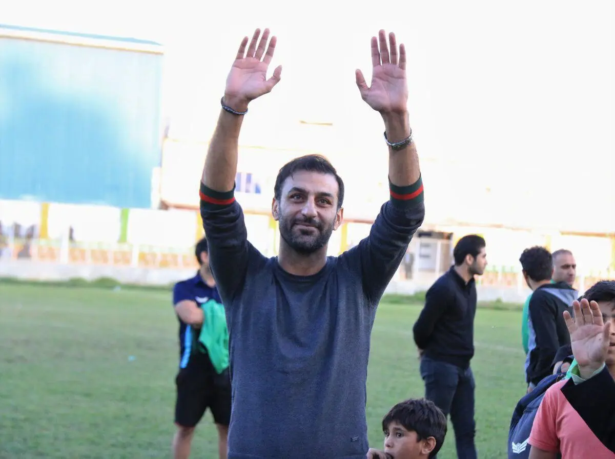 هادی شکوری سرمربی رایکا شد